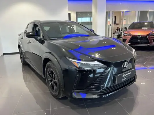 Toyota Lexus RZ 500e Business