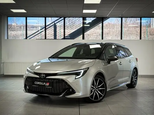 Toyota Corolla 2.0 HEV e-CVT, GR SPORT