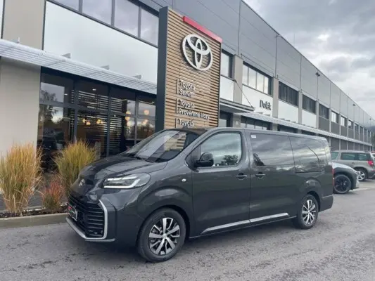 Toyota PROACE VERSO 2.2D L2 180k AT VIP Skyview