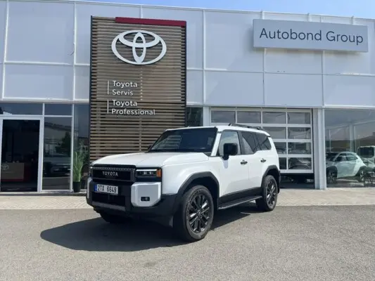 Toyota Land Cruiser 2.8D 8AT EXECUTIVE SKIVIEW TAŽNÉ ZAŘÍZENÍ ZIMNÍ PNEU