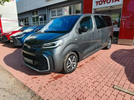 Toyota PROACE VERSO L1 krátká 2.2 nafta 150 koní manuál - výbava Family 8 míst