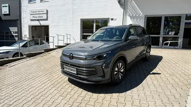 Volkswagen Tiguan Love 1,5 eTSI 110 kW mHEV