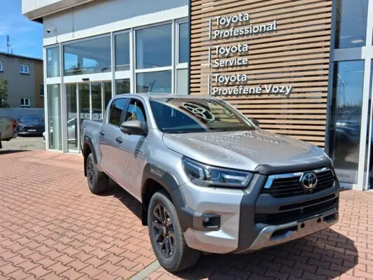 Toyota Hilux 2,8 D-4D 205K INVINCIBLE