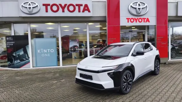 Toyota bZ4X BEV 4X4 - EXECUTIVE