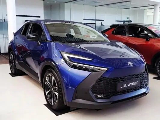 Toyota C-HR Style 1,8 Hybrid + Zimní komplety ZDARMA