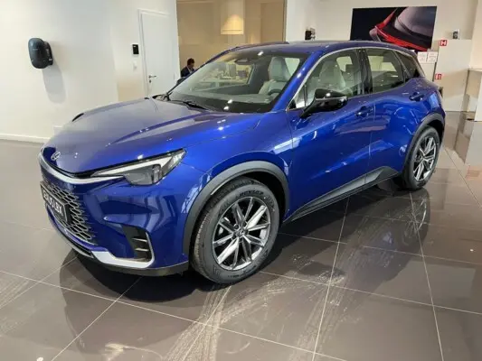 Toyota Lexus LBX Elegant Tech