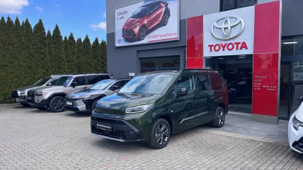 Toyota PROACE CITY VERSO 1,5D 130PS 8AT Long VIP 7míst