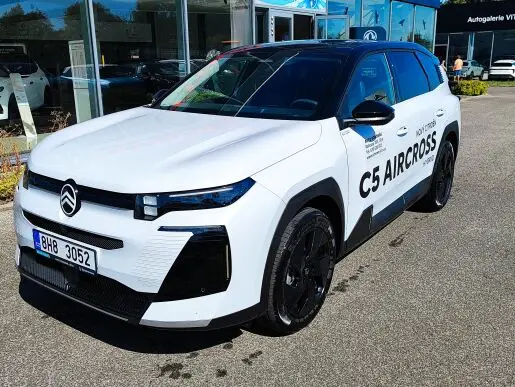 Citroën SUV C5 Aircross MAX Hybrid 145k Automatic + Paket Viditelnost + Paket Bi-Color - PŘEDVÁDĚCÍ VŮZ