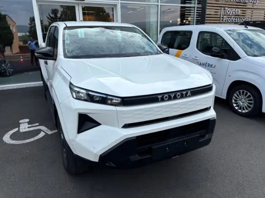 Toyota Hilux Live BEV 4x4