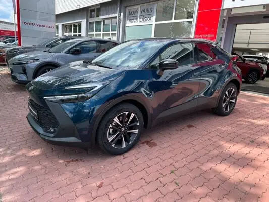 Toyota C-HR Plug-In 2,0 Plug-in Hybrid 220 koní STYLE