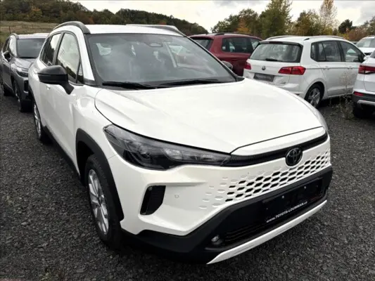 Toyota Corolla Cross 1,8 Comfort Business