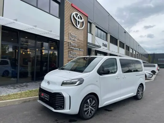 Toyota PROACE VERSO 2.0D 144HP L1 M/T Family 8S