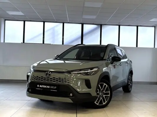 Toyota Corolla Cross 1.8 Hybrid, e-CVT (4x2), Style !SKLADEM!