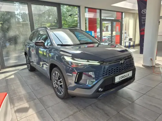 Toyota Corolla Cross Executive Skyview 2.0 Hybrid (178 k)