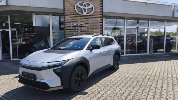 Toyota bZ4X 4X4 - STYLE