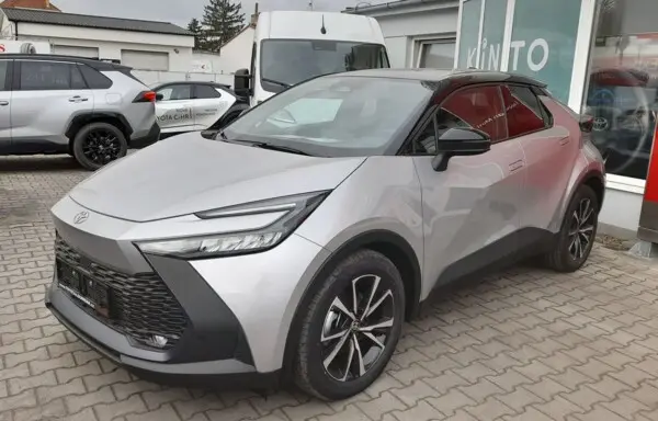 Toyota C-HR Style 1,8 Hybrid