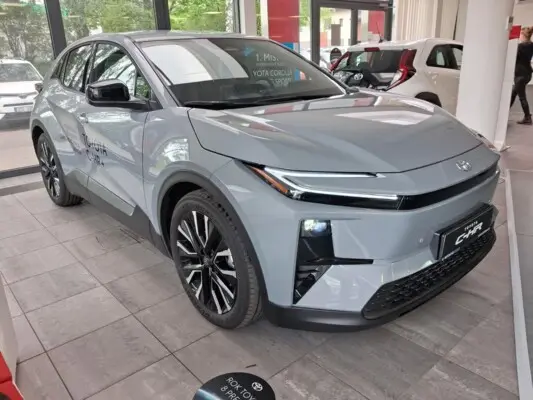 Toyota C-HR Style 2x4 57,7 kWh