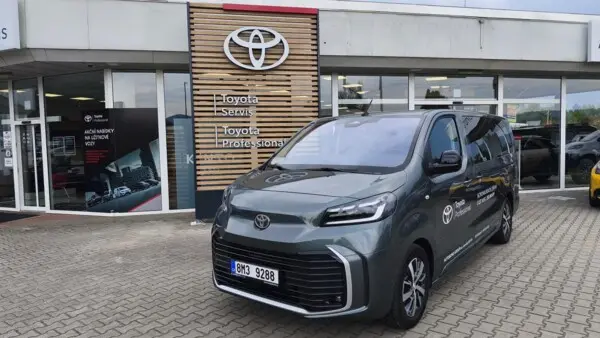 Toyota PROACE VERSO 2.2 8AT FAMILY WEBASTO EXECUTIVE