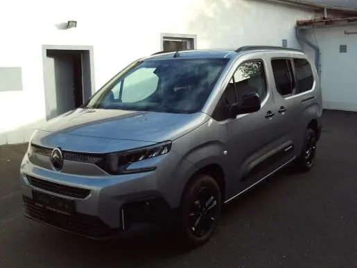 Citroën Berlingo osobní XL PLUS PROFI Petrol 110k Man