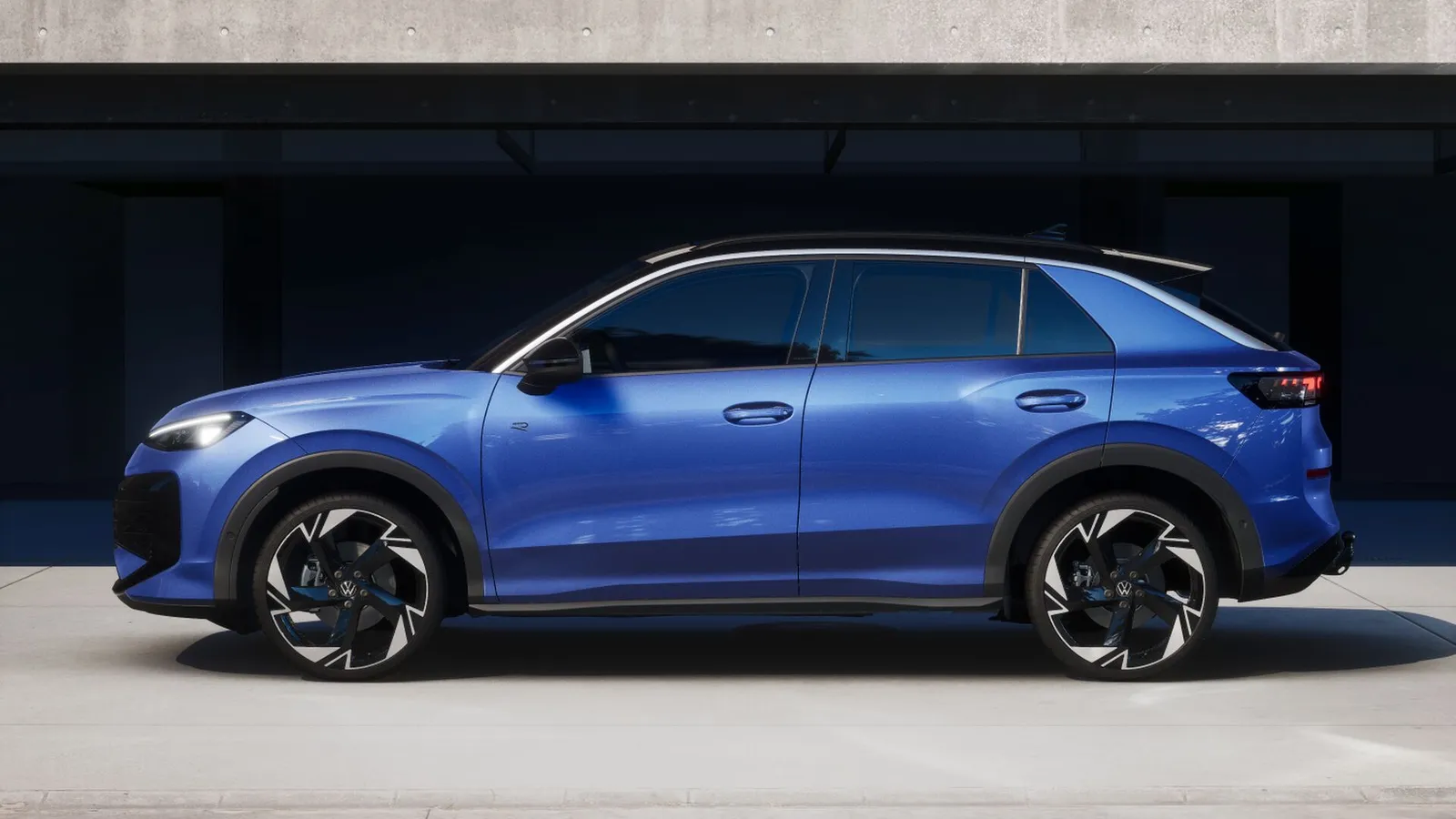 Volkswagen T-Roc R-Line 1,5 eTSI 110 kW 7DSG – 3/4