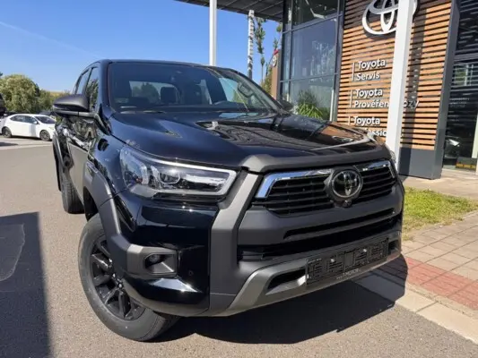 Toyota Hilux 2.8 Invincible