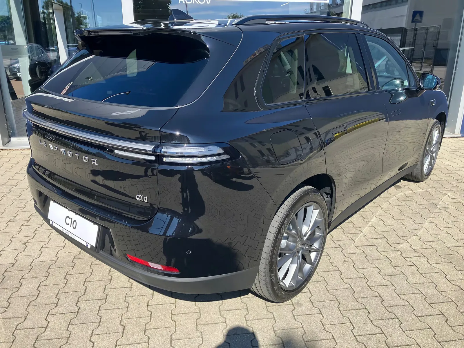 Leapmotor C10 Design REEV 215k 28,4 kWh – 2/6
