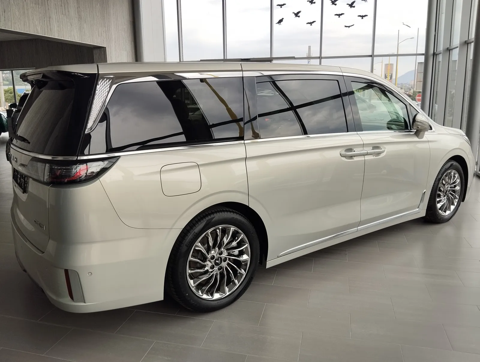 Voyah Dream PHEV N5 – 3/6