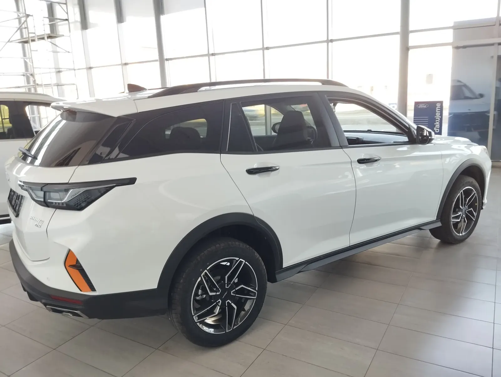Dongfeng Shine GS E1 – 3/6