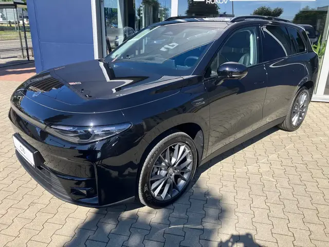 Leapmotor C10 Design REEV 215k 28,4 kWh